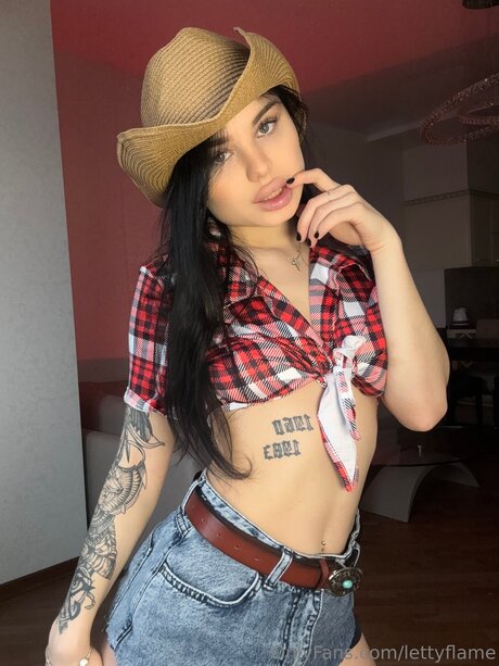 Lettyflame perfect actress photos