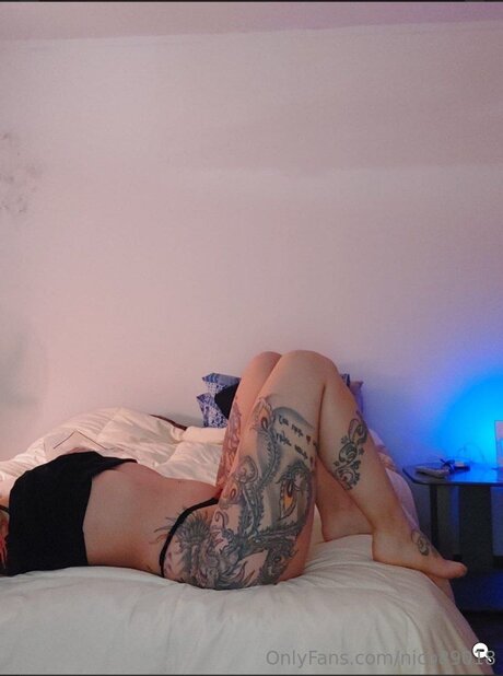 Nico89018 model sex picture