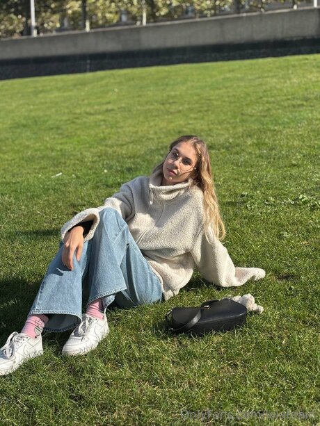 Lolabrain perfect star image