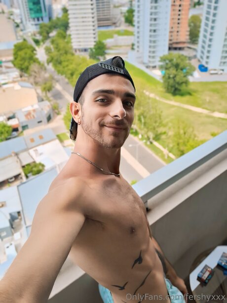 Fershyxxx naked pornstar picture