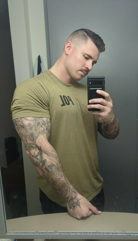 Ironicflex nude actress img