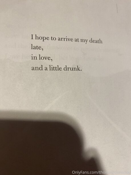 Crustyunderwear erotic star image