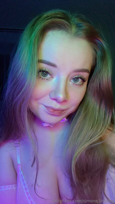 Simunka Show pornstar free image