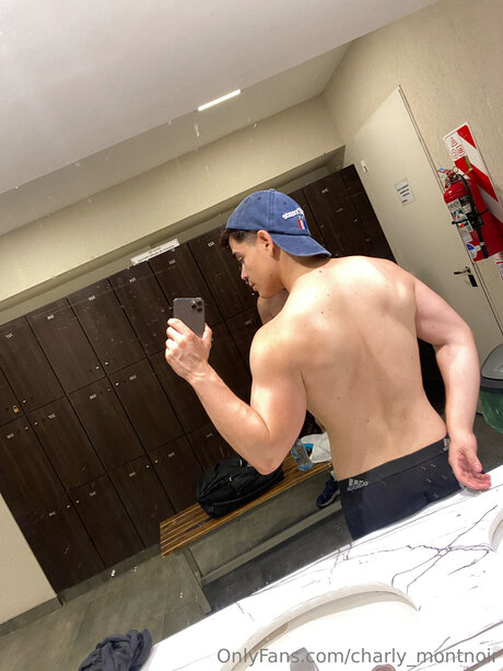 teen natural tits onlyfans porn pics