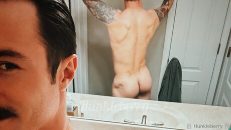 Im Your Hunkleberry actress img