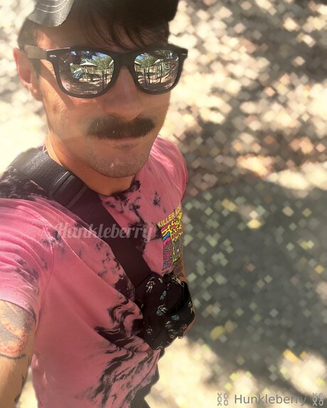 Im Your Hunkleberry free pornstar images