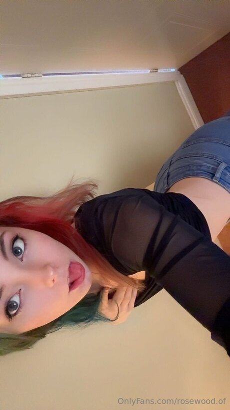 Rosewood Of actress img