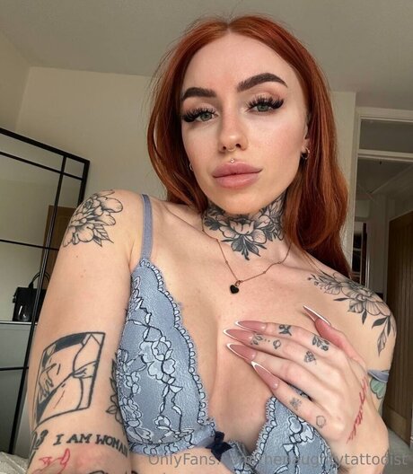 Thenaughtytattooist free model pics