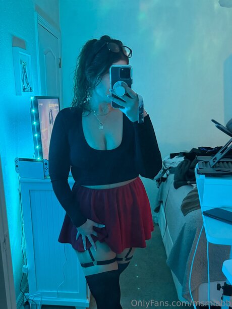 Msmiabb model porn pictures