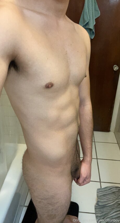 Uncutlatinboy model nude picture
