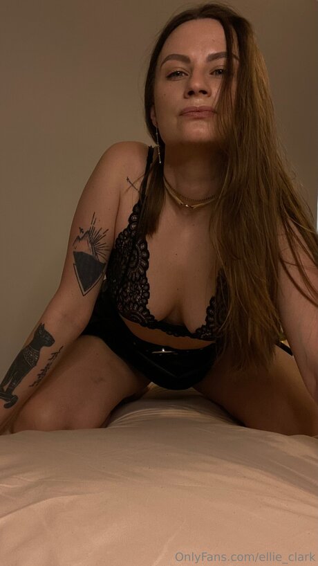 Ellie Clark star sex pics