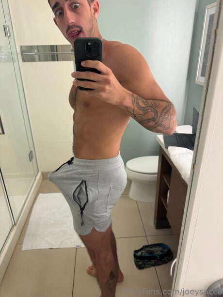 arab muscle onlyfans sexy nude photos