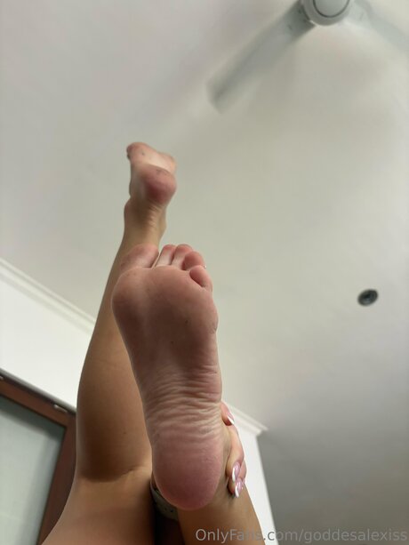 Goddesalexiss nice actress galleries