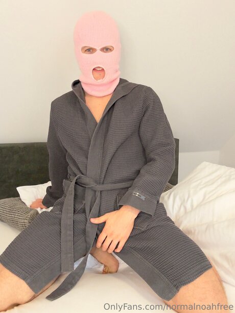 Normalnoahfree exclusive model images