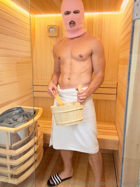 Normalnoahfree nudes star photo