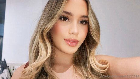 Sabrinasweeney perfect actress galleries