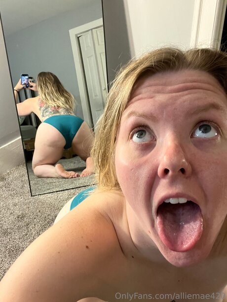 mommy son onlyfans beautiful xxx pictures