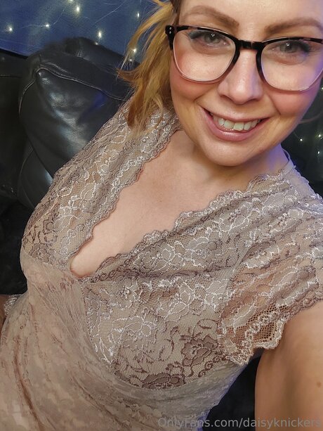 Daisyknickers sexy star images