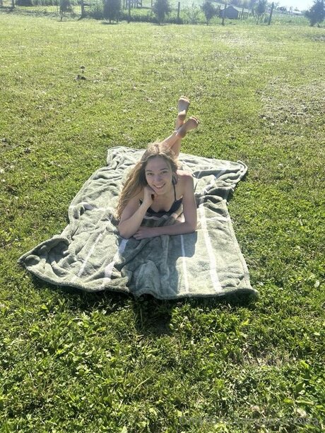 Sexiniowa naked pornstar photos