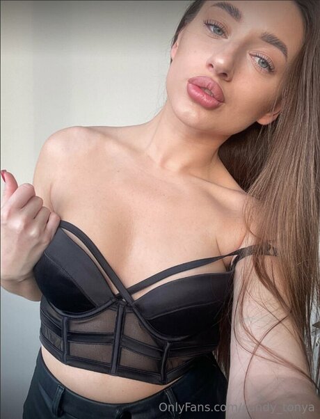 Candy Tonya best pornstar img