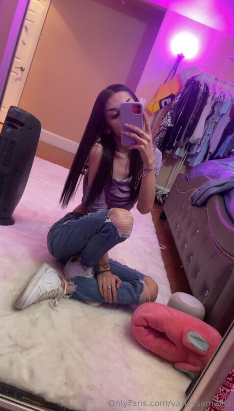 Vanessamainz star nude image