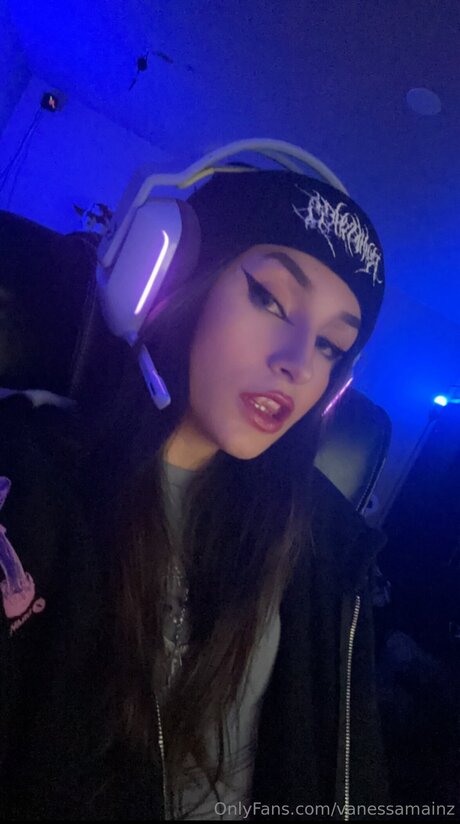 Vanessamainz perfect actress picture