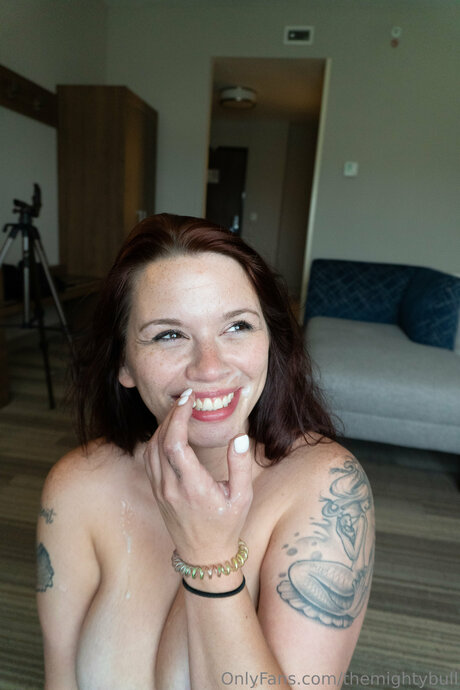 Themightybull free actress galleries