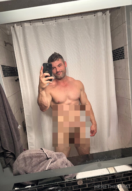 Herethisthat nudes model pics