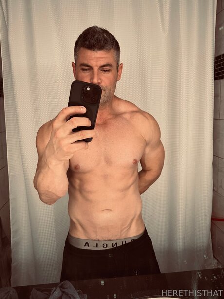 Herethisthat model pretty images