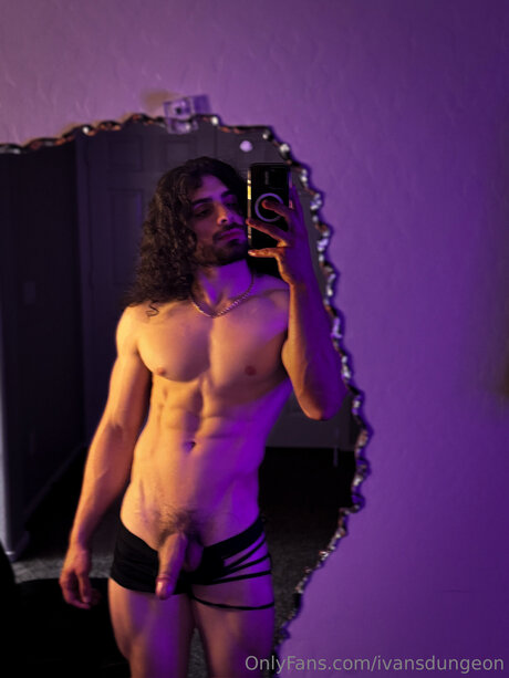 Ivansdungeon naked model galleries