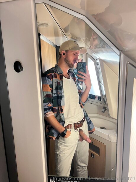 Victorobitch hd actress photo