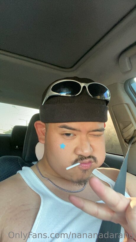 Nananadarang sexy pornstar pics