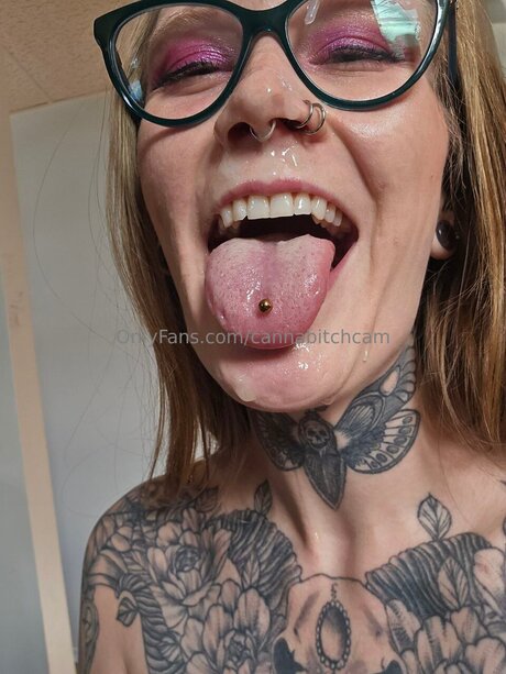 Cannabitchcam nude actress images