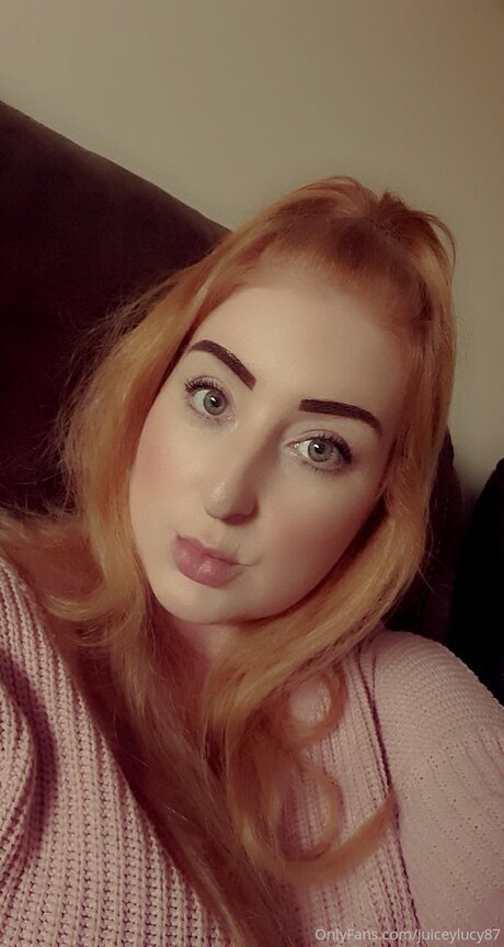 Juiceylucy87 sex pornstar pic