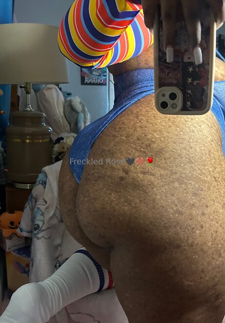 asian femboy onlyfans top picture