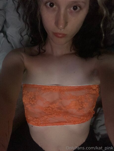 Kat Pink art model pic