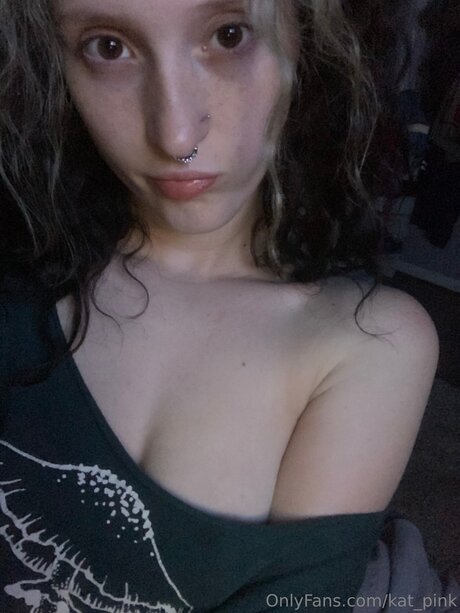 Kat Pink model high quality pic