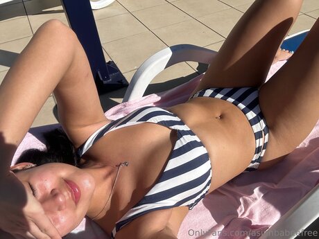 Asianbabeefree model sexy picture