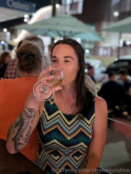 Whitraeofsunshine model exclusive photo