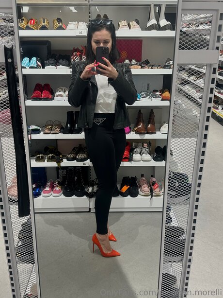 Meganscrazyworld star top pic