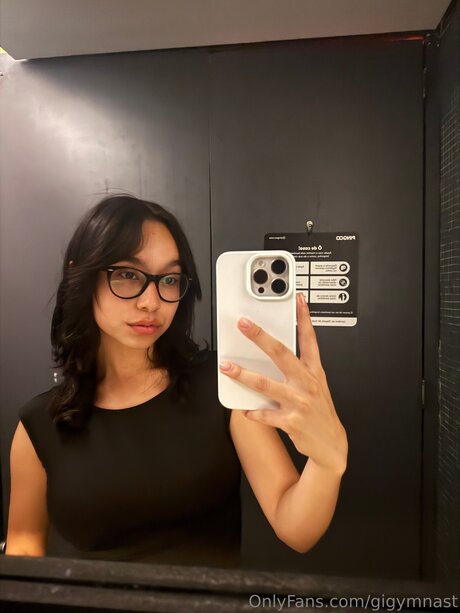 Gigymnast porn star photos