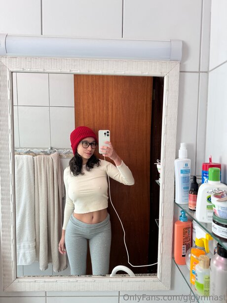 Gigymnast porn star pic