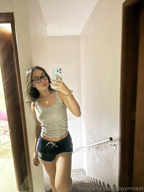 Gigymnast star xxx image