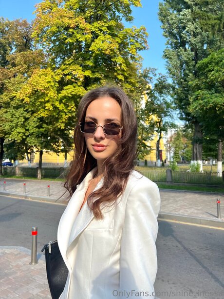 Shine Inessa high quality actress picture