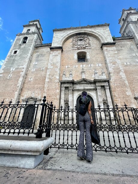 Farrahfahrenhite model perfect archive