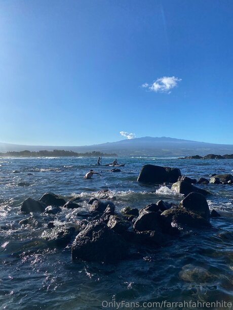 Farrahfahrenhite pretty star galleries