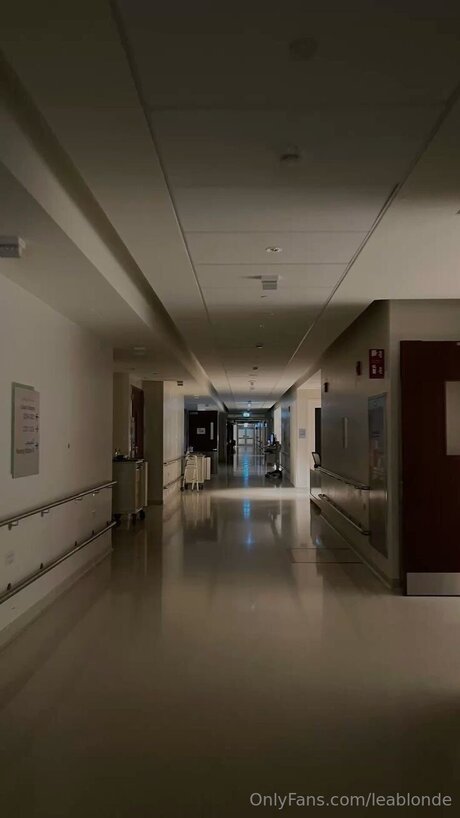 Leablonde star sexy galleries