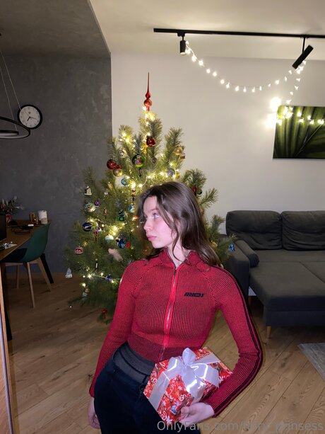 Fairy Prinsess exclusive actress pics