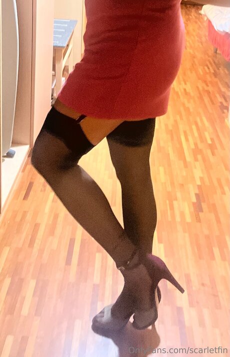 Scarletfin pornstar sexy pictures