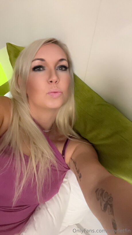 Scarletfin beautiful actress images